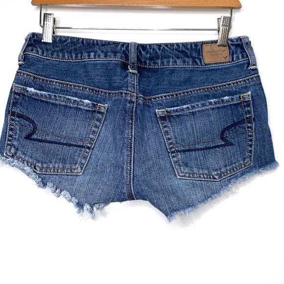 AMERICAN EAGLE OUTFITTERS AEO Denim Blue Beaded Detail Ripped Cutoff Shorts 2 - Picture 3 of 6